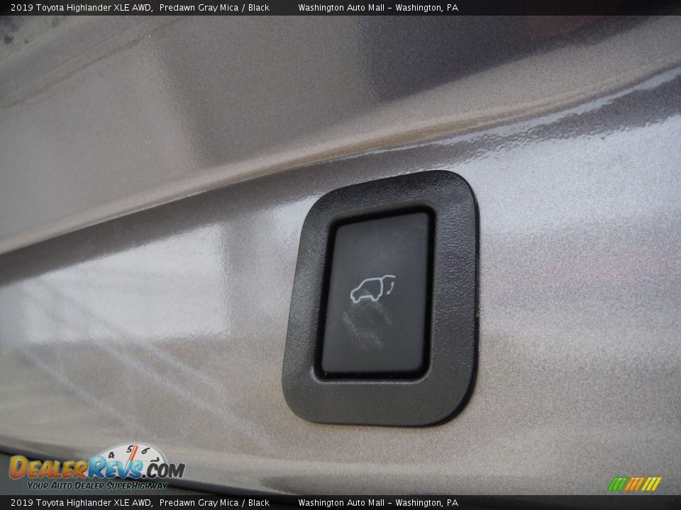 2019 Toyota Highlander XLE AWD Predawn Gray Mica / Black Photo #33