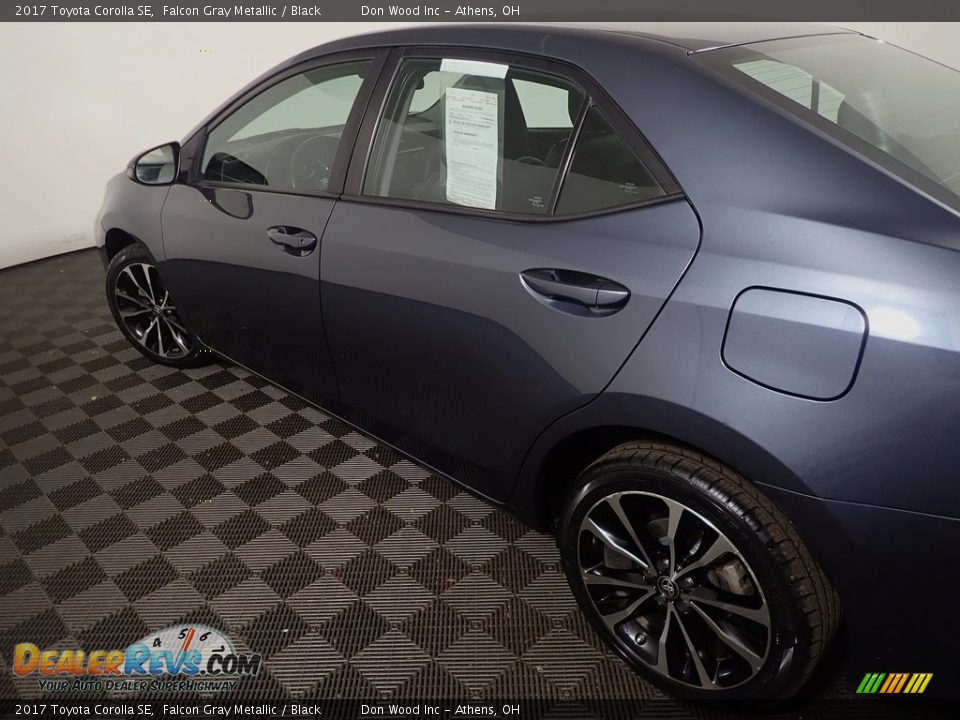 2017 Toyota Corolla SE Falcon Gray Metallic / Black Photo #18