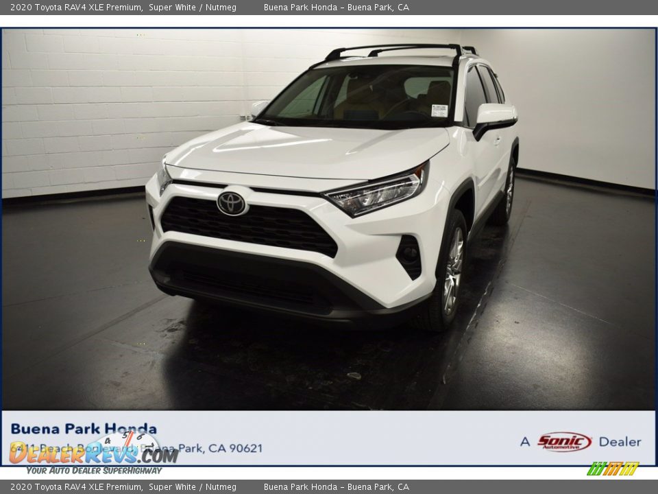 2020 Toyota RAV4 XLE Premium Super White / Nutmeg Photo #1