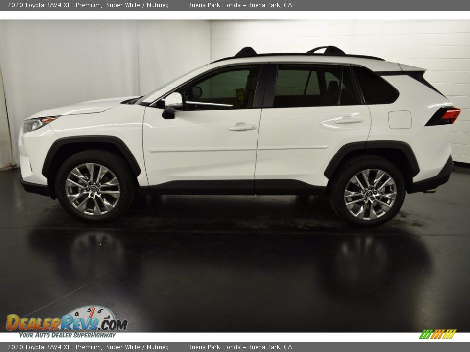 2020 Toyota RAV4 XLE Premium Super White / Nutmeg Photo #4