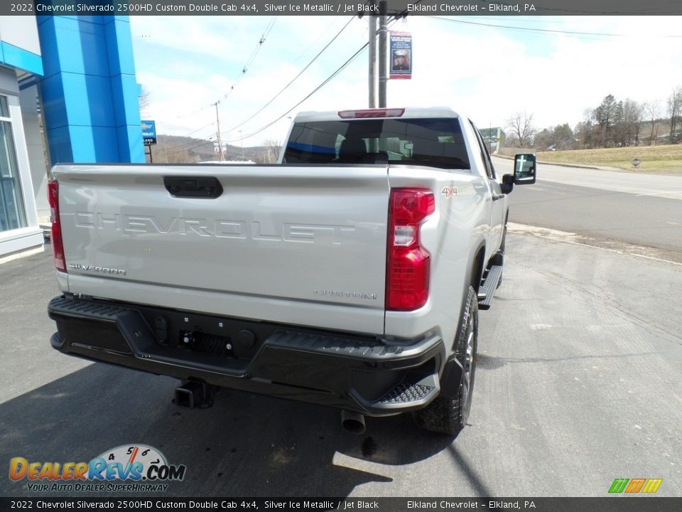 2022 Chevrolet Silverado 2500HD Custom Double Cab 4x4 Silver Ice Metallic / Jet Black Photo #4