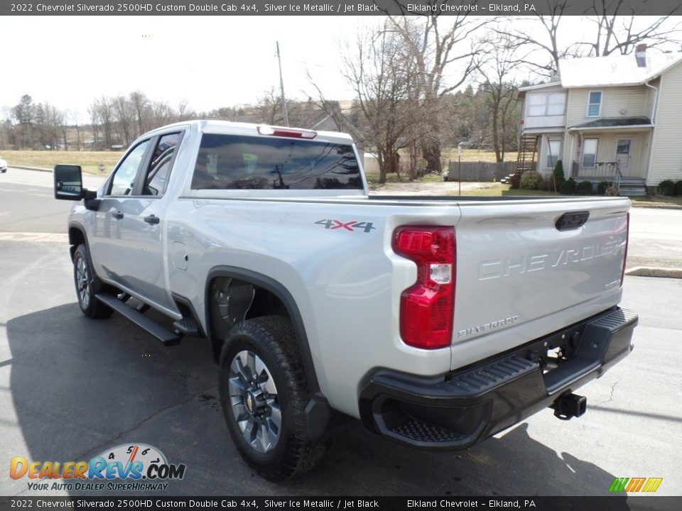 2022 Chevrolet Silverado 2500HD Custom Double Cab 4x4 Silver Ice Metallic / Jet Black Photo #6