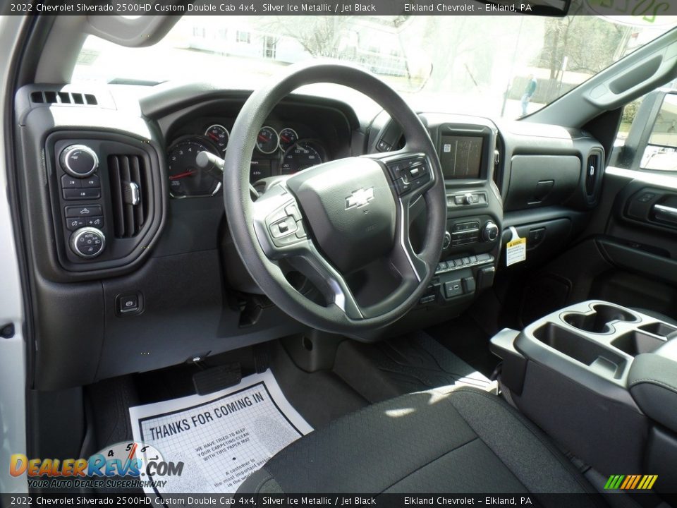 Dashboard of 2022 Chevrolet Silverado 2500HD Custom Double Cab 4x4 Photo #20
