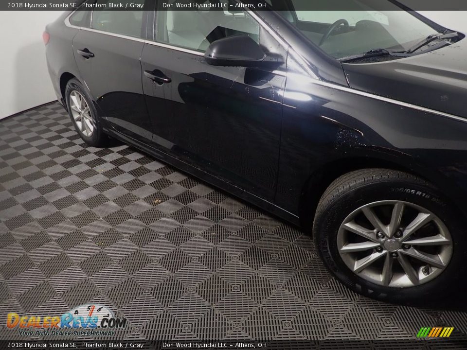 2018 Hyundai Sonata SE Phantom Black / Gray Photo #4