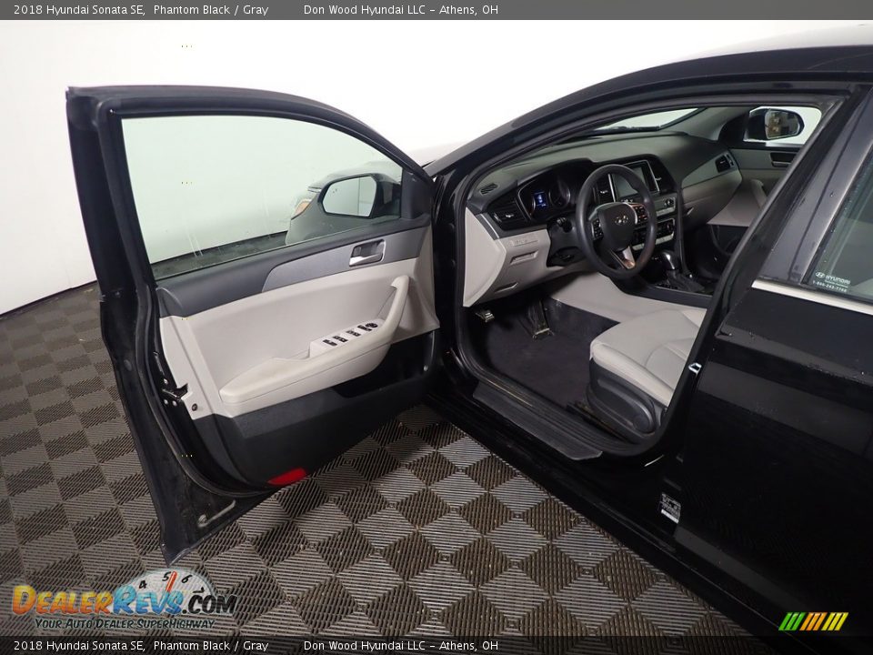 2018 Hyundai Sonata SE Phantom Black / Gray Photo #20