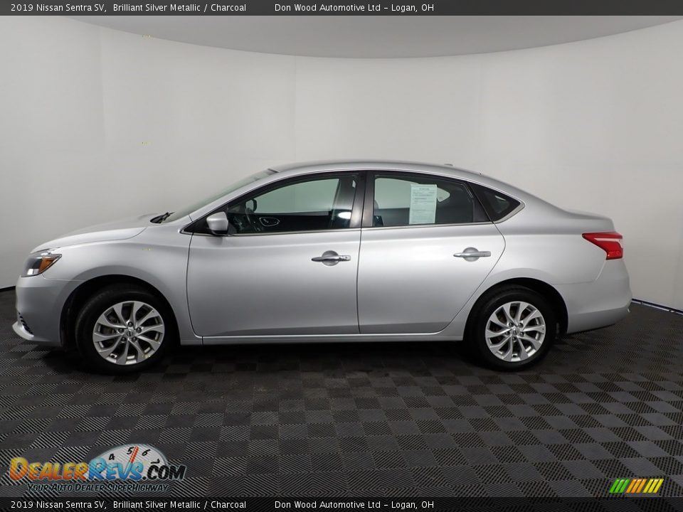 2019 Nissan Sentra SV Brilliant Silver Metallic / Charcoal Photo #8