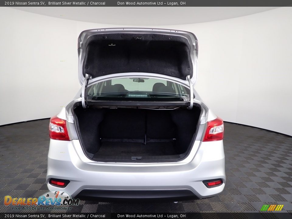 2019 Nissan Sentra SV Brilliant Silver Metallic / Charcoal Photo #11