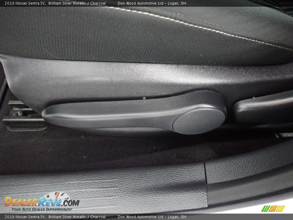 2019 Nissan Sentra SV Brilliant Silver Metallic / Charcoal Photo #16
