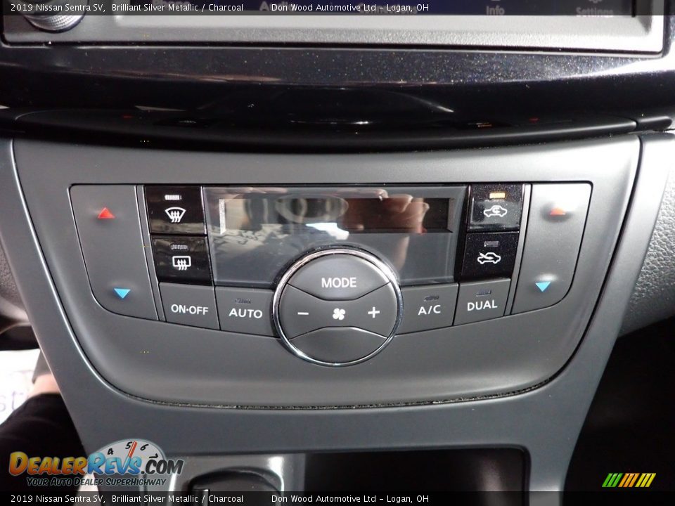 2019 Nissan Sentra SV Brilliant Silver Metallic / Charcoal Photo #22