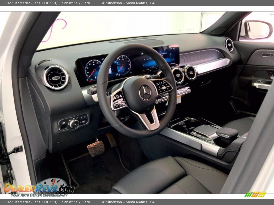 Front Seat of 2022 Mercedes-Benz GLB 250 Photo #4