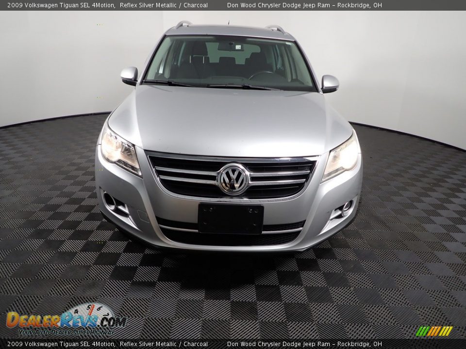 2009 Volkswagen Tiguan SEL 4Motion Reflex Silver Metallic / Charcoal Photo #3