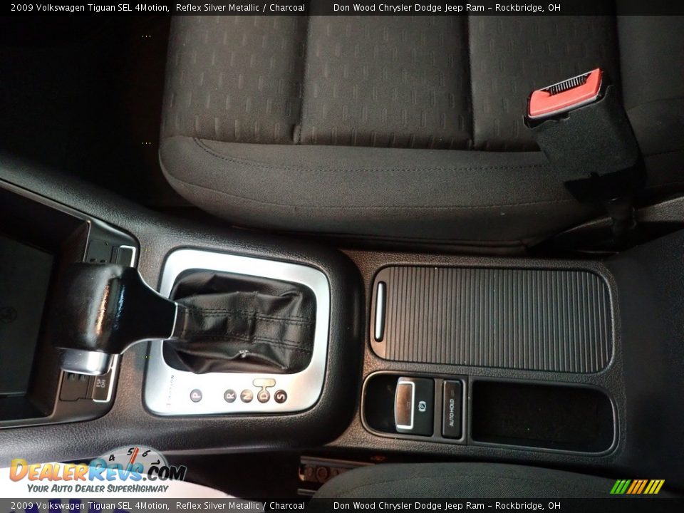 2009 Volkswagen Tiguan SEL 4Motion Reflex Silver Metallic / Charcoal Photo #23