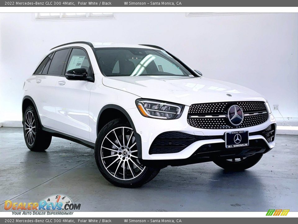 Front 3/4 View of 2022 Mercedes-Benz GLC 300 4Matic Photo #12