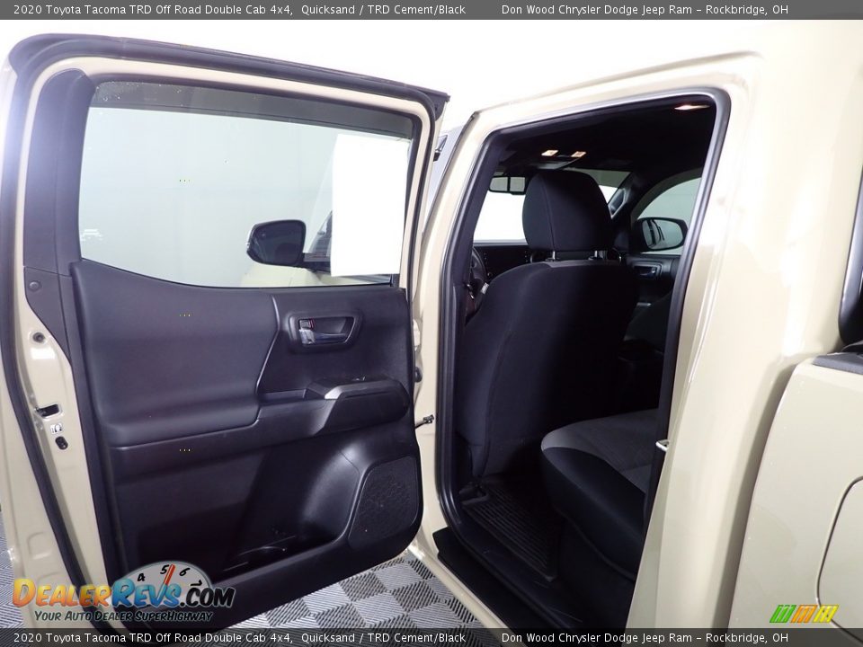 2020 Toyota Tacoma TRD Off Road Double Cab 4x4 Quicksand / TRD Cement/Black Photo #24