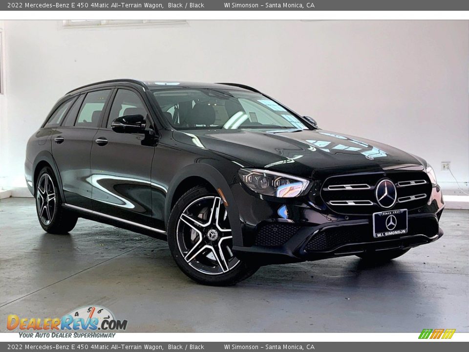 Front 3/4 View of 2022 Mercedes-Benz E 450 4Matic All-Terrain Wagon Photo #12