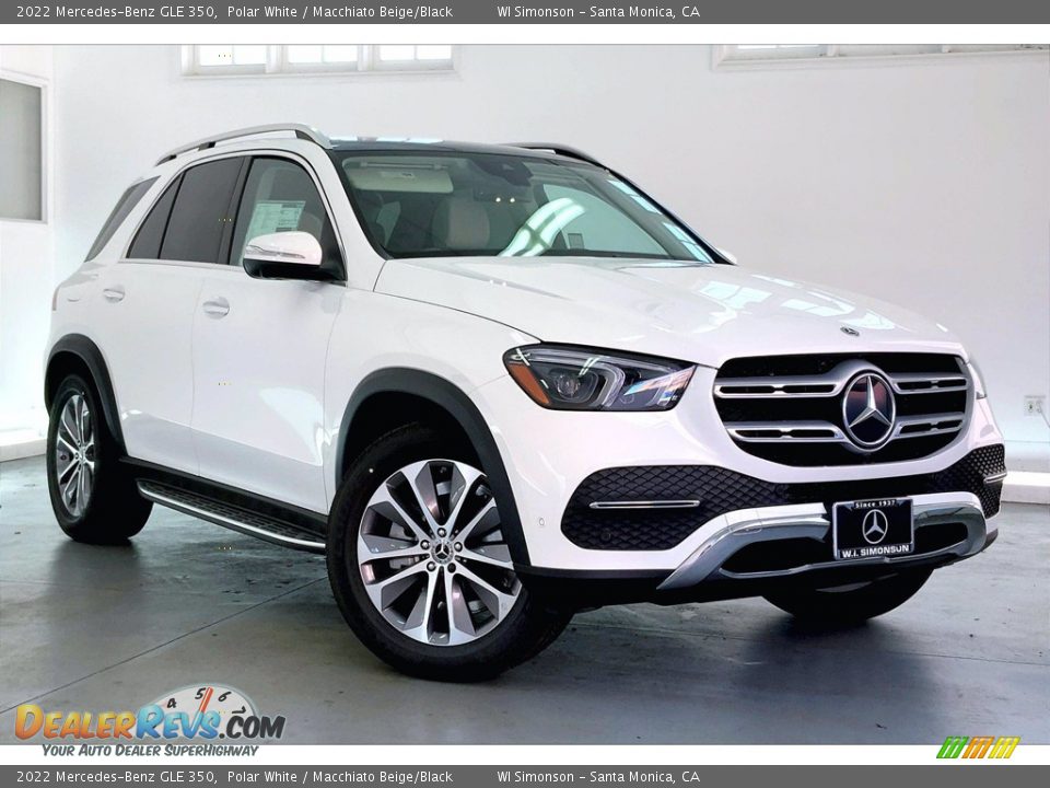 Front 3/4 View of 2022 Mercedes-Benz GLE 350 Photo #12