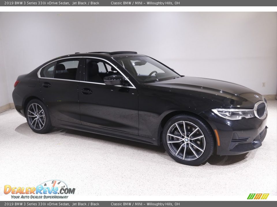 2019 BMW 3 Series 330i xDrive Sedan Jet Black / Black Photo #1