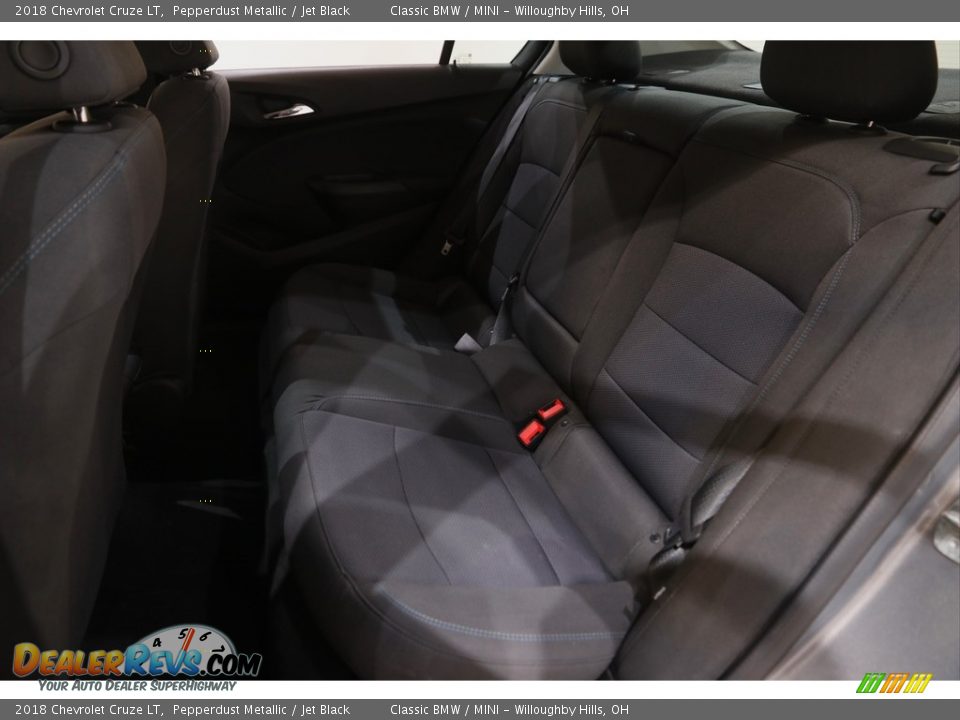 2018 Chevrolet Cruze LT Pepperdust Metallic / Jet Black Photo #17