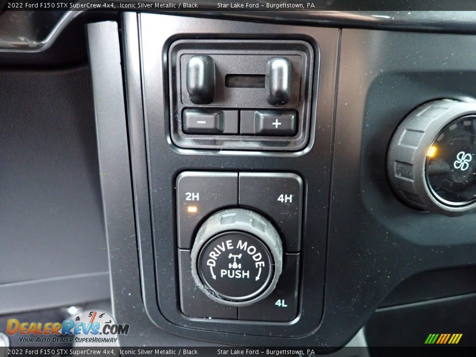 Controls of 2022 Ford F150 STX SuperCrew 4x4 Photo #15