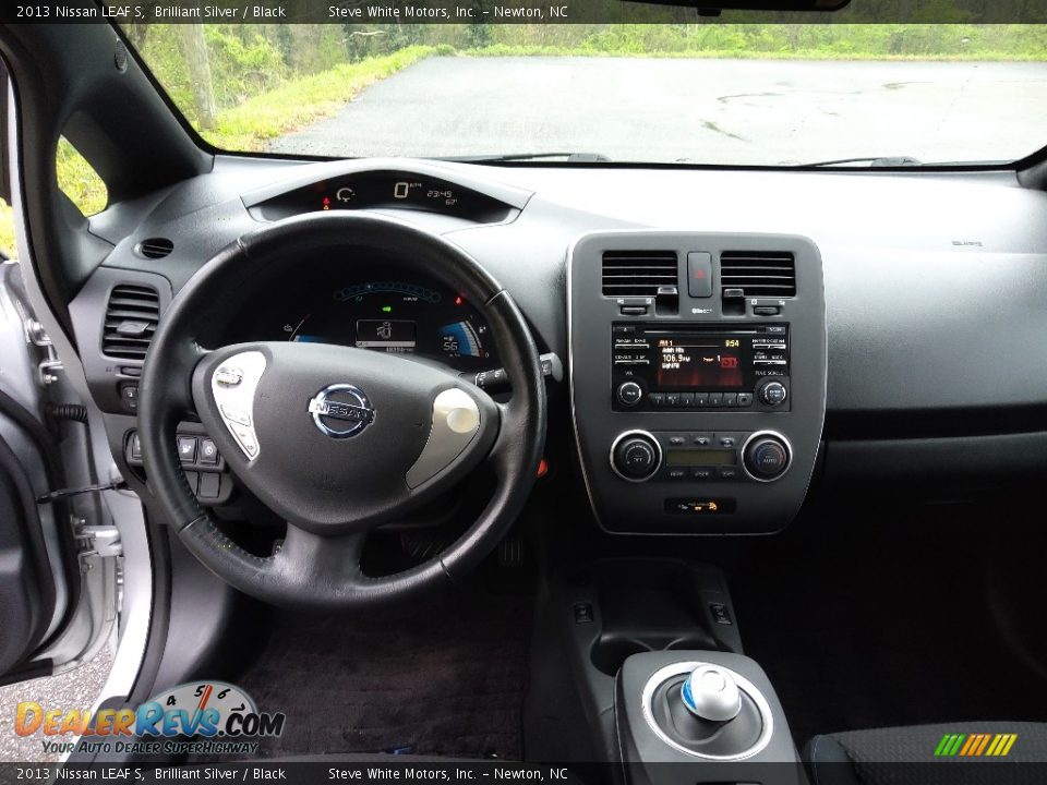 2013 Nissan LEAF S Brilliant Silver / Black Photo #16