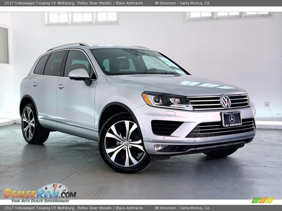 Reflex Silver Metallic 2017 Volkswagen Touareg V6 Wolfsburg Photo #34