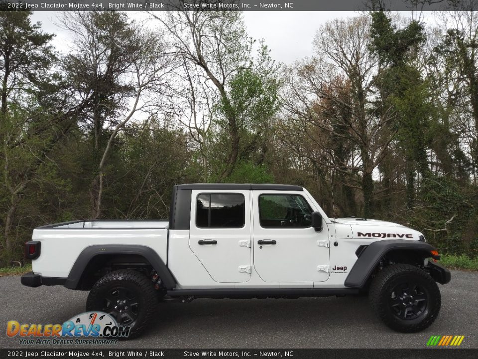 Bright White 2022 Jeep Gladiator Mojave 4x4 Photo #5