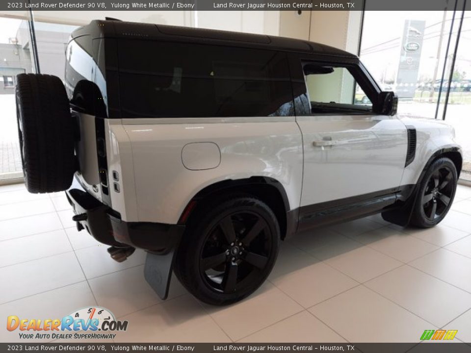 Yulong White Metallic 2023 Land Rover Defender 90 V8 Photo #2