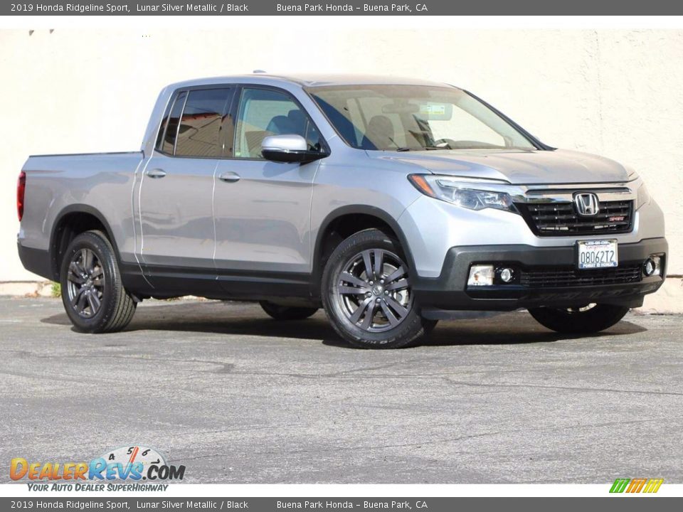 2019 Honda Ridgeline Sport Lunar Silver Metallic / Black Photo #2