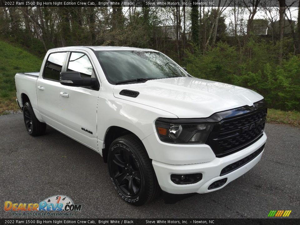 2022 Ram 1500 Big Horn Night Edition Crew Cab Bright White / Black Photo #4