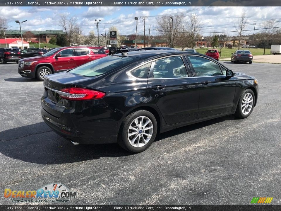 2017 Ford Fusion SE Shadow Black / Medium Light Stone Photo #6