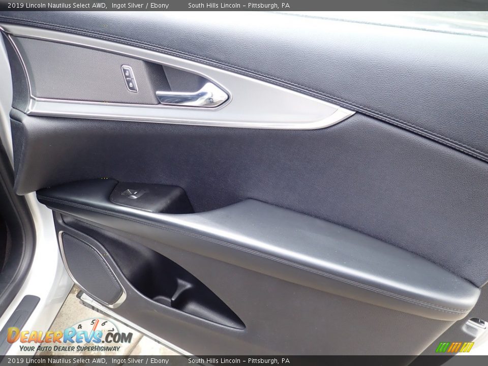 2019 Lincoln Nautilus Select AWD Ingot Silver / Ebony Photo #13