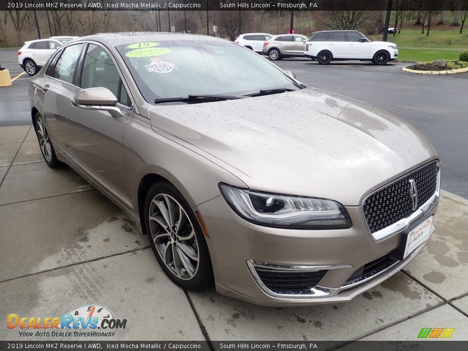 Front 3/4 View of 2019 Lincoln MKZ Reserve I AWD Photo #8