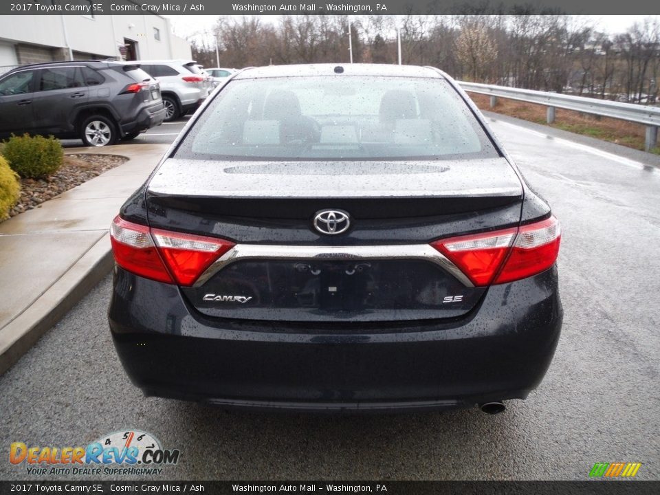 2017 Toyota Camry SE Cosmic Gray Mica / Ash Photo #16