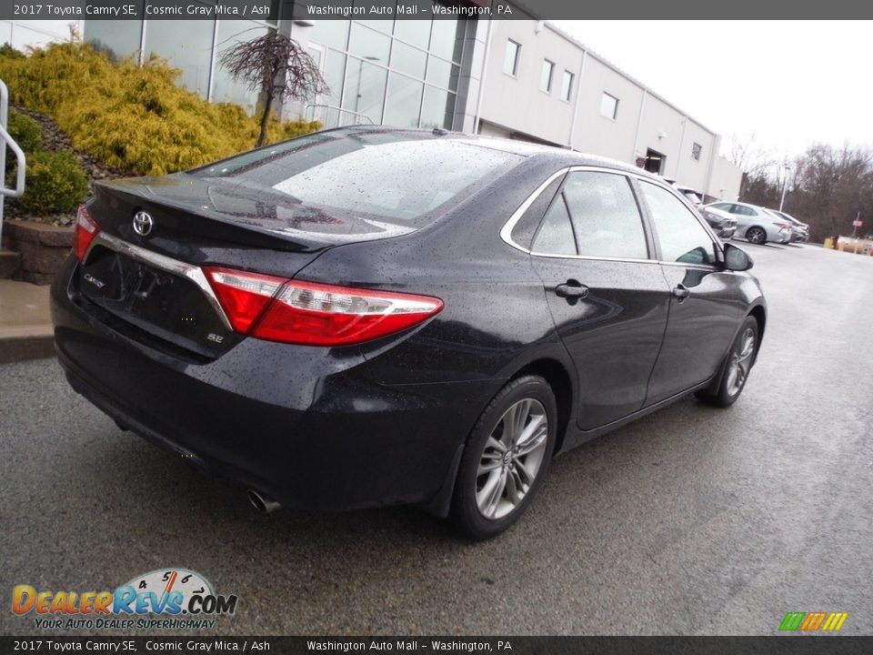 2017 Toyota Camry SE Cosmic Gray Mica / Ash Photo #17