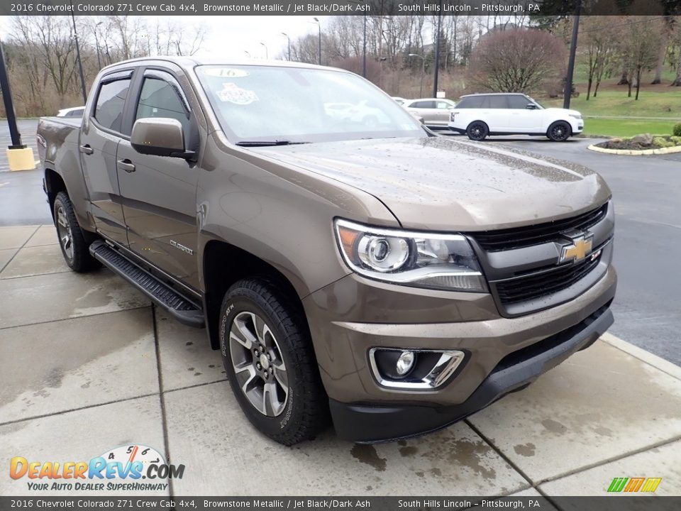 Front 3/4 View of 2016 Chevrolet Colorado Z71 Crew Cab 4x4 Photo #7