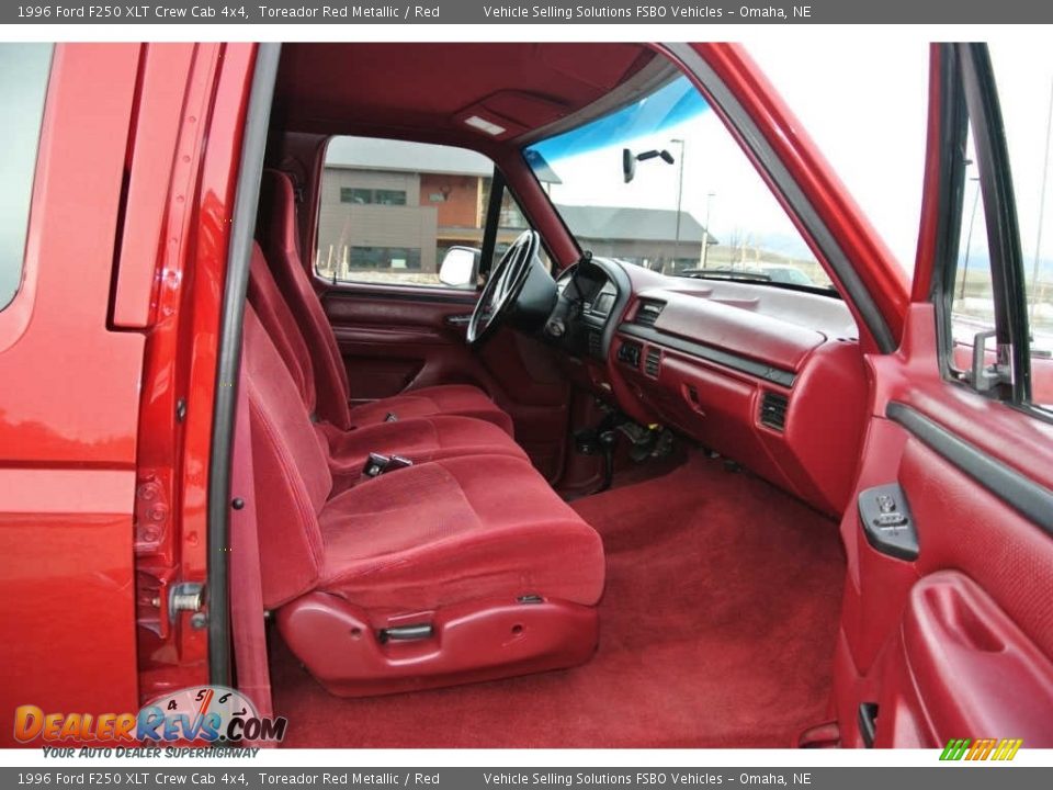 Front Seat of 1996 Ford F250 XLT Crew Cab 4x4 Photo #5