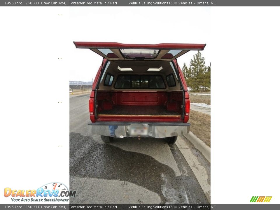 1996 Ford F250 XLT Crew Cab 4x4 Toreador Red Metallic / Red Photo #20