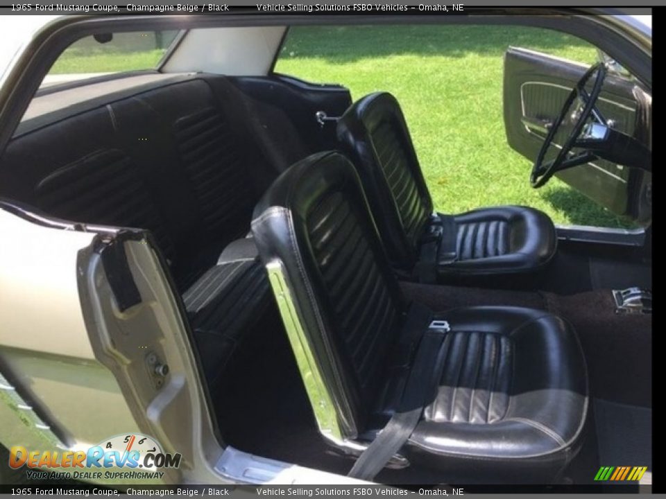 Front Seat of 1965 Ford Mustang Coupe Photo #23