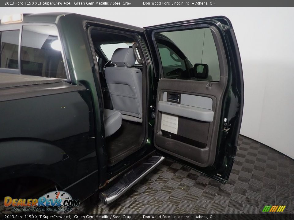 2013 Ford F150 XLT SuperCrew 4x4 Green Gem Metallic / Steel Gray Photo #35