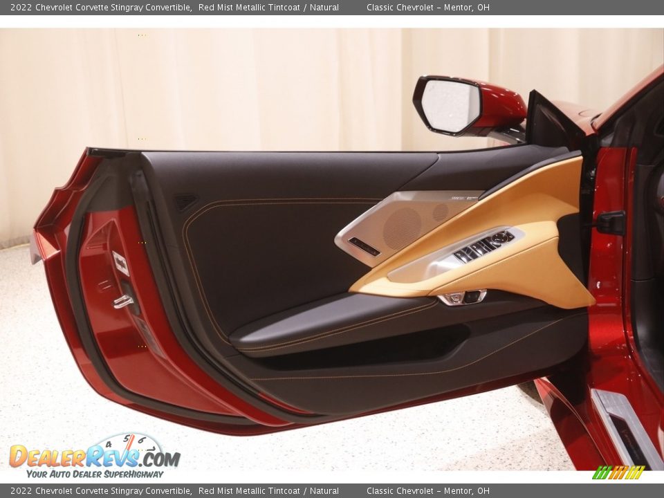 Door Panel of 2022 Chevrolet Corvette Stingray Convertible Photo #5