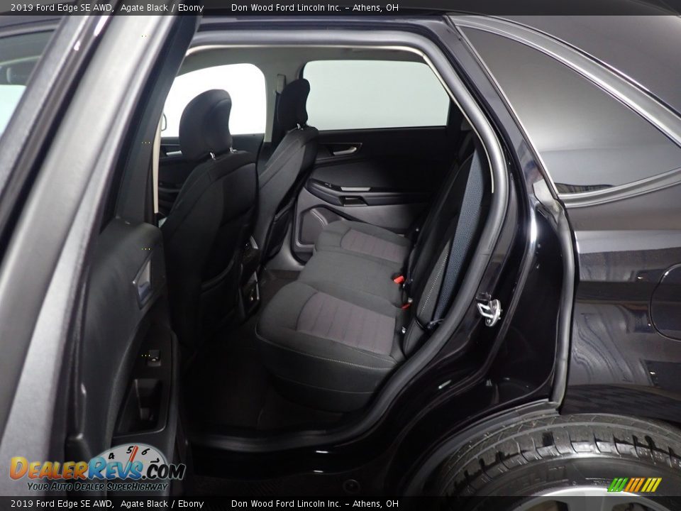 2019 Ford Edge SE AWD Agate Black / Ebony Photo #35