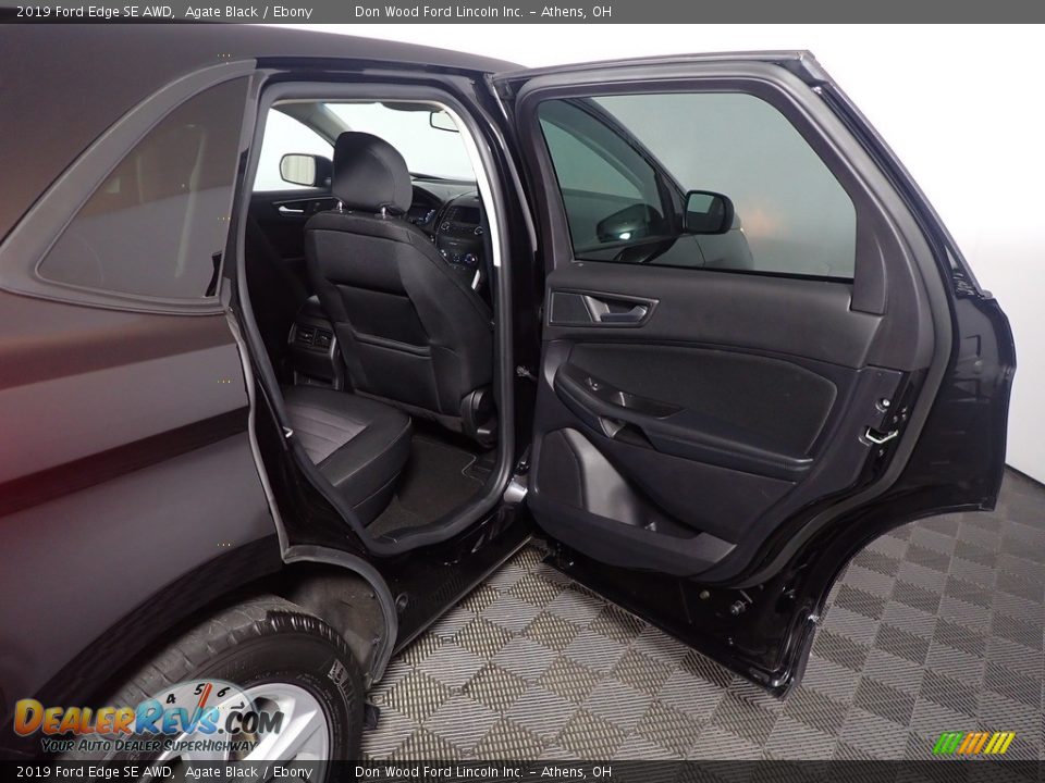 2019 Ford Edge SE AWD Agate Black / Ebony Photo #36