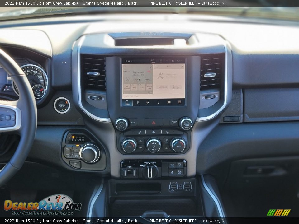 2022 Ram 1500 Big Horn Crew Cab 4x4 Granite Crystal Metallic / Black Photo #10