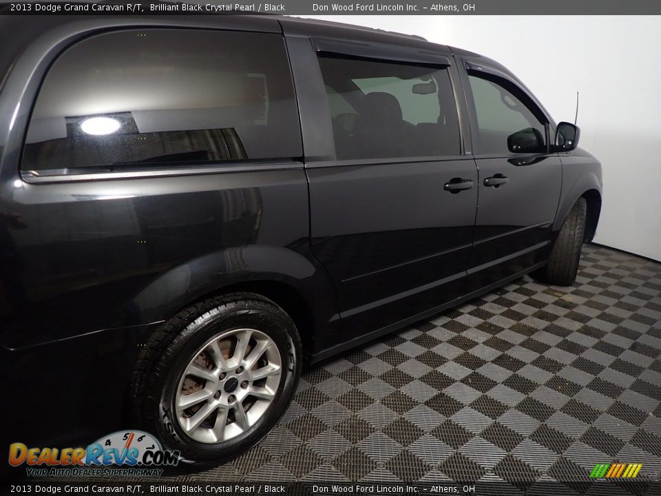 2013 Dodge Grand Caravan R/T Brilliant Black Crystal Pearl / Black Photo #21