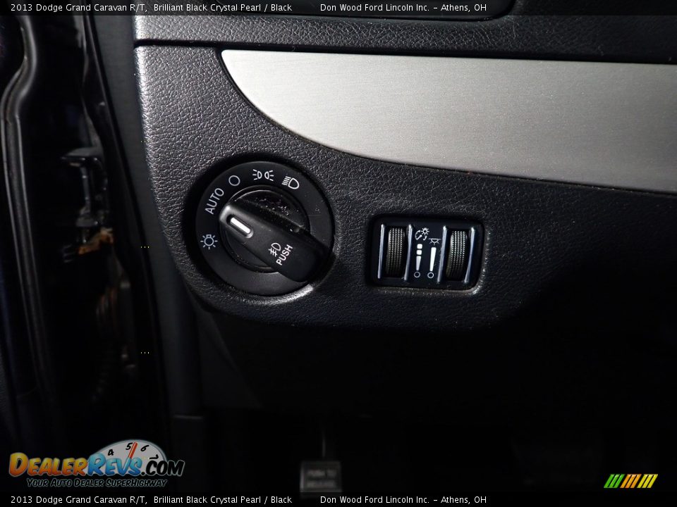 2013 Dodge Grand Caravan R/T Brilliant Black Crystal Pearl / Black Photo #33