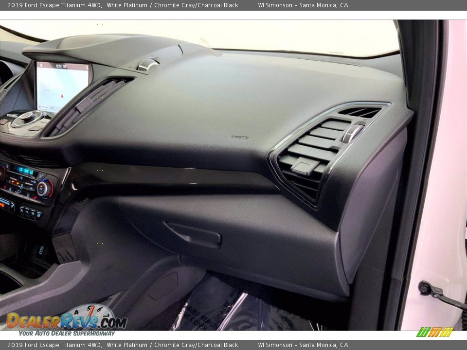 Dashboard of 2019 Ford Escape Titanium 4WD Photo #16