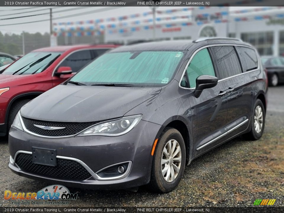 2019 Chrysler Pacifica Touring L Granite Crystal Metallic / Black/Alloy Photo #1