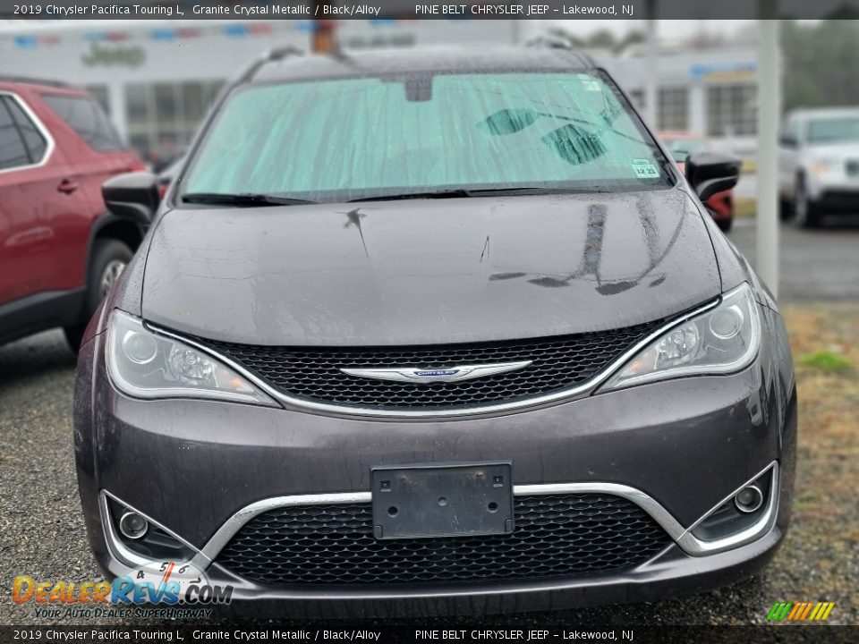 2019 Chrysler Pacifica Touring L Granite Crystal Metallic / Black/Alloy Photo #2