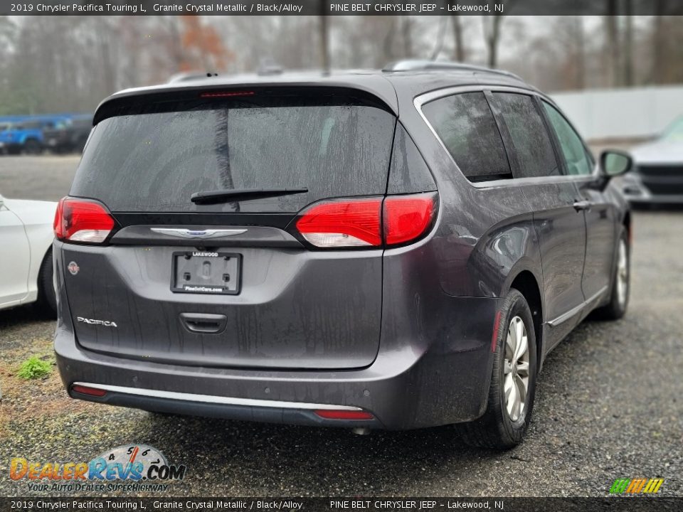 2019 Chrysler Pacifica Touring L Granite Crystal Metallic / Black/Alloy Photo #3