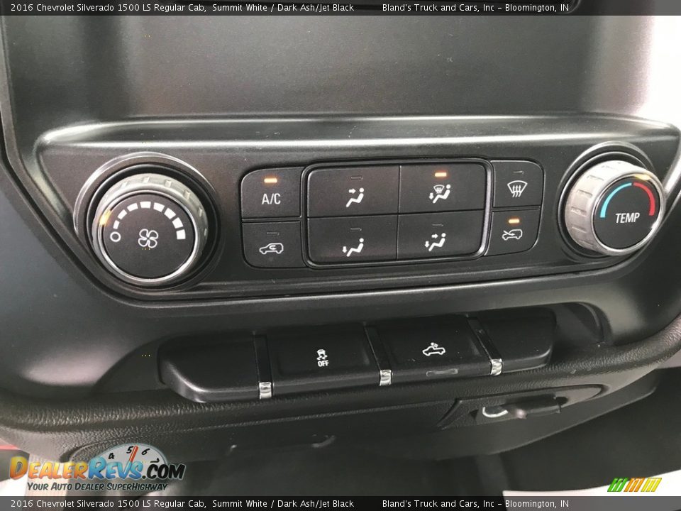 Controls of 2016 Chevrolet Silverado 1500 LS Regular Cab Photo #18